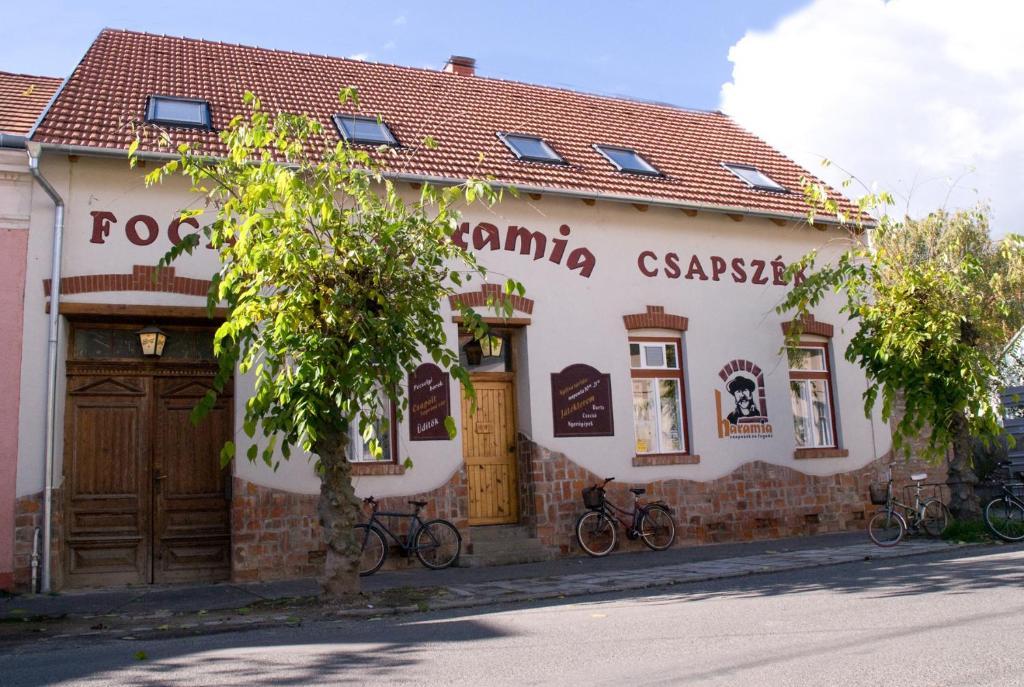 Haramia Csapszek Es Fogado Hotel Szombathely Exterior photo